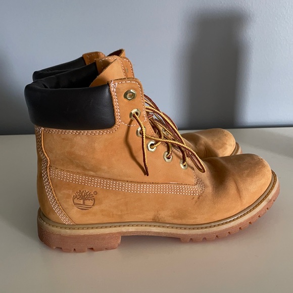Timberlands - Picture 3 of 6